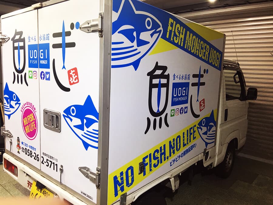 【カーラッピング】お客様よりご紹介いただき、トラックのラッピングの施工を担当させて頂きました。