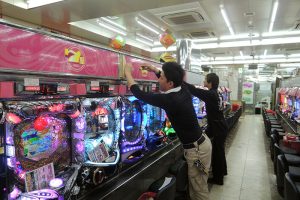 270616_パチンコ店内装デザイン