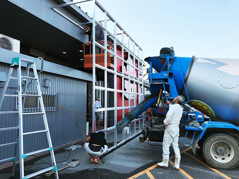 r010515_アルミフレーム_造作