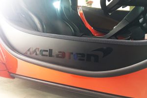 r010518_外車_カッティングシート