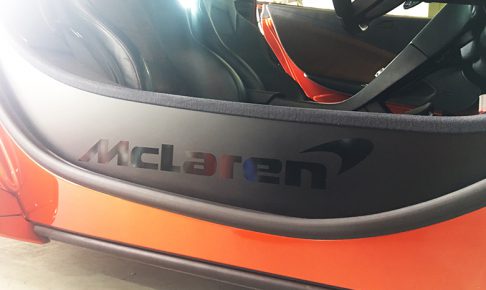 r010518_外車_カッティングシート