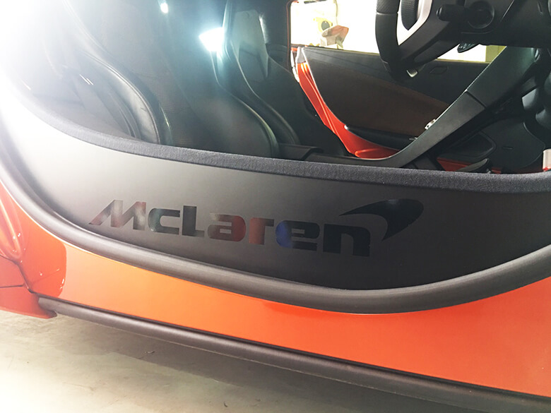 r010518_外車_カッティングシート